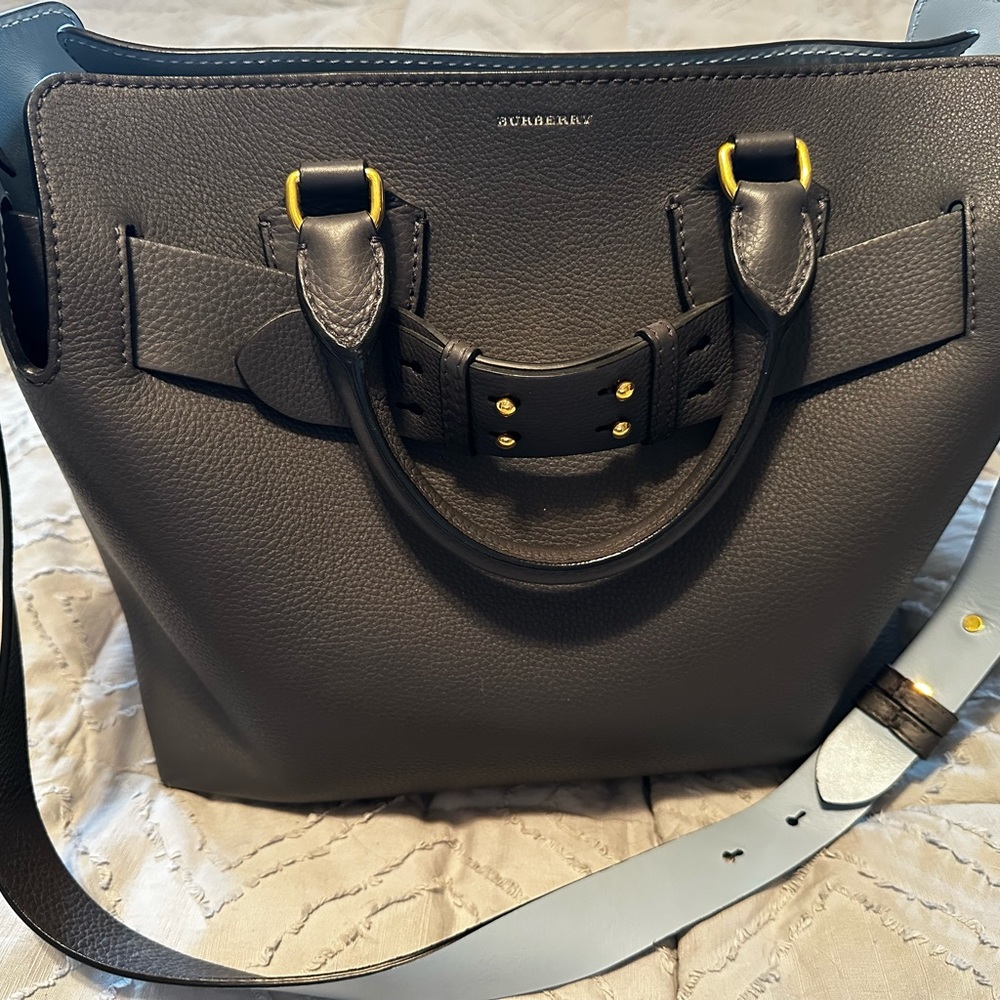Two tone Burberry buckle bag